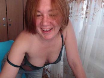 Julia99 webcam model stream image