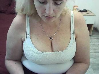 Multiply-orgazm webcam model stream image