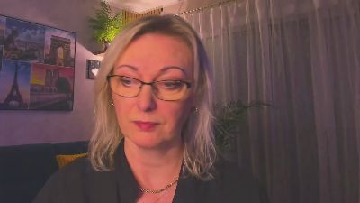 VanessaLUX webcam cam4 model stream image