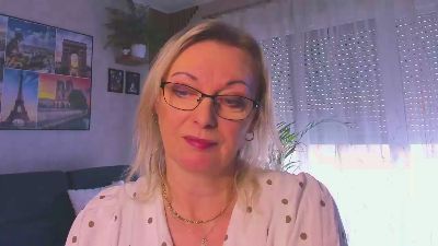 VanessaLUX webcam model stream image