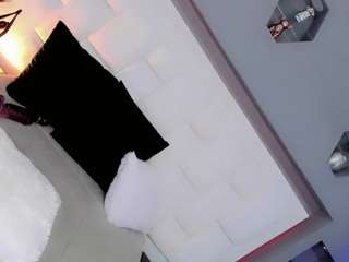 ariia-janee webcam model stream image