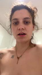 NiaLeon webcam model stream image