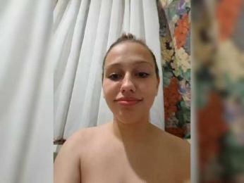 Vikktorriaaa webcam bongacams model stream image
