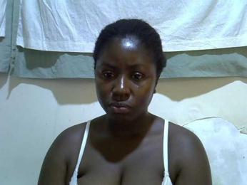Sexy-molly webcam bongacams model stream image