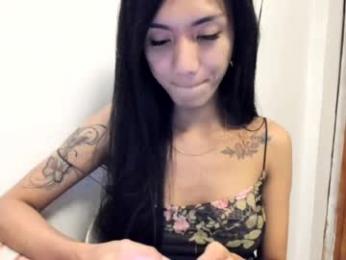 lily_cums01 webcam model stream image