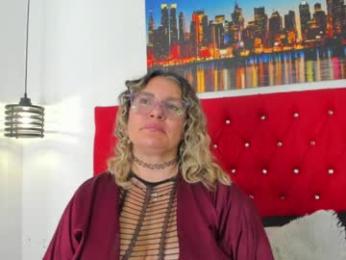 sweet__mature webcam chaturbate model stream image