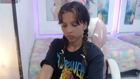 naty_18 webcam model stream image