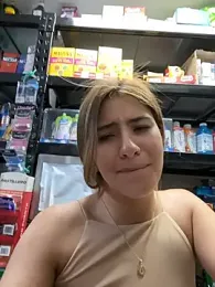 Andrea_19blonde webcam model stream image