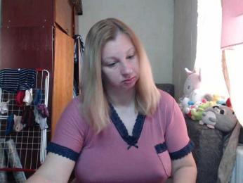 BustyBlondy webcam model stream image