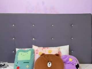 harmonyhill webcam model stream image