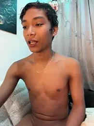alejo_cute webcam model stream image