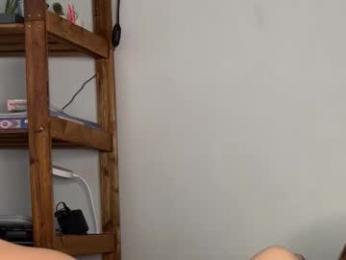 hot_n_coldd webcam model stream image