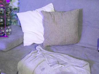 LucyRouse webcam model stream image