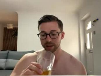 kkezzy webcam chaturbate model stream image