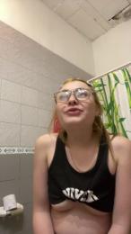 ailenfer webcam model stream image