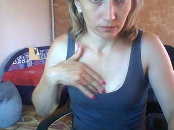BabyLove4432 webcam bongacams model stream image