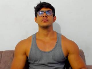 Marcus Harris webcam model stream image