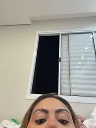 Vista previa de LariiHotWife