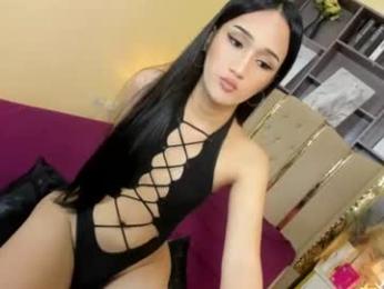 scarlet_hunter webcam chaturbate model stream image
