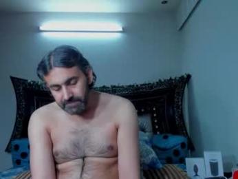 crisjordan_hot webcam model stream image