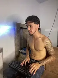 Kriss_Edwards webcam stripchat model stream image