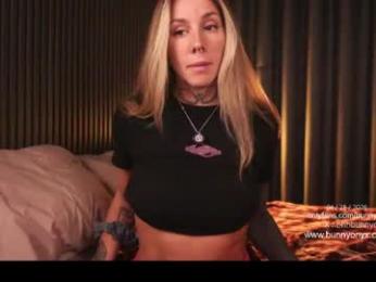 bunnyonyx webcam chaturbate model stream image