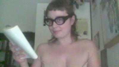 WhosKelly webcam model stream image