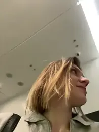 ValenciaShock webcam model stream image