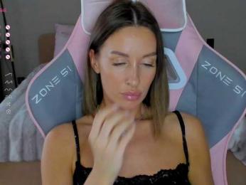 __Tina__ webcam model stream image