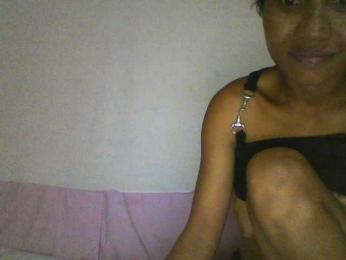 YoungNatie webcam bongacams model stream image