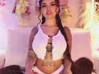 jadegh1 webcam camsoda model stream image