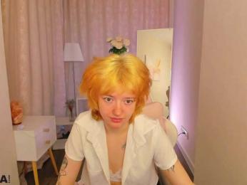 LunaaBee webcam model stream image