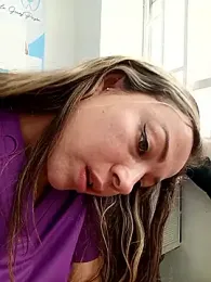 Madisson-04_ webcam model stream image