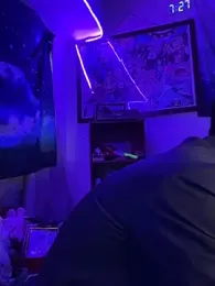 Asher_ webcam model stream image