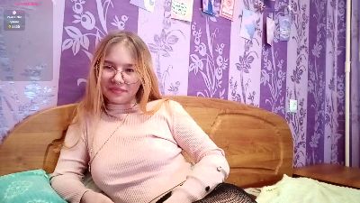 IleanaGut webcam model stream image