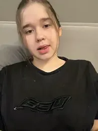 HornyGirlH webcam model stream image