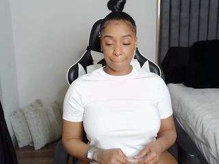 january-rose webcam model stream image