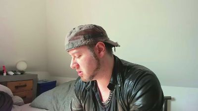 RLPlover webcam model stream image