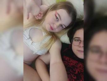 HolyDevilS webcam model stream image