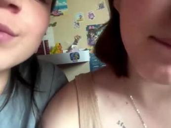 tomokosturgeon webcam model stream image