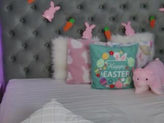 Rebeca Leigh webcam model stream image