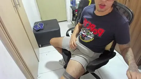 Mrbigcockdanicol10 webcam model stream image