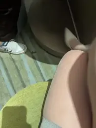 Mia-77 webcam model stream image