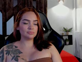 Valentine White webcam model stream image