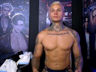 Darius Maximus webcam flirt4free model stream image
