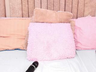 Samantha Stan webcam model stream image