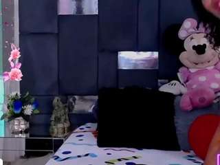 vannesahills webcam model stream image