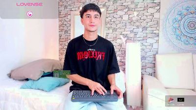 Taylor_Brooks_ webcam cam4 model stream image