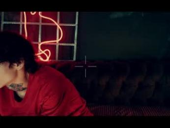 hotdogswaitingaports webcam model stream image