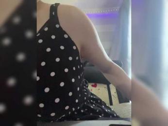 Kira-36 webcam model stream image